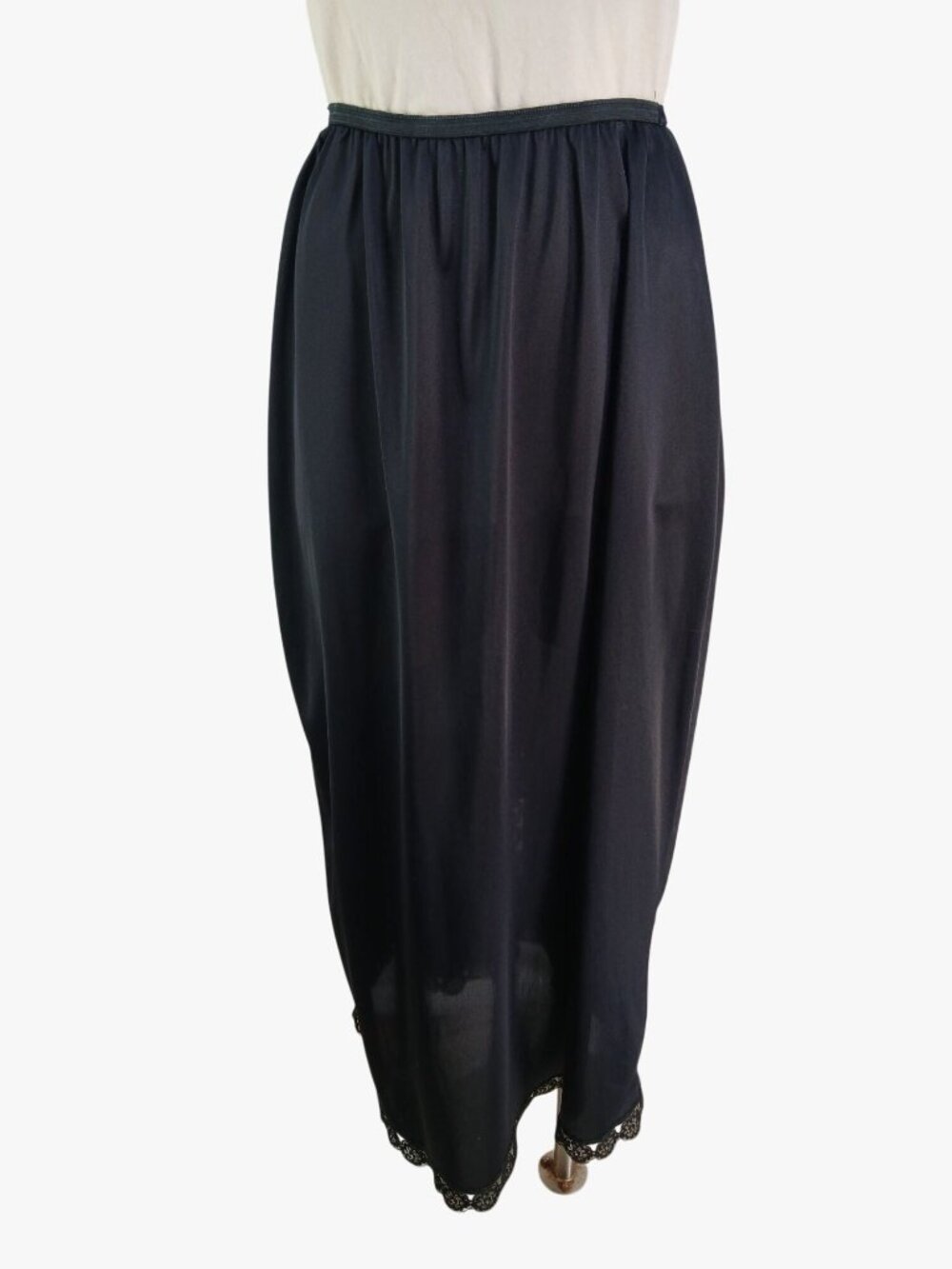 Vintage Black Nylon Half Slip Size L Lace Hem Back Vent Lorraine Office Corpcore - Picture 4 of 11